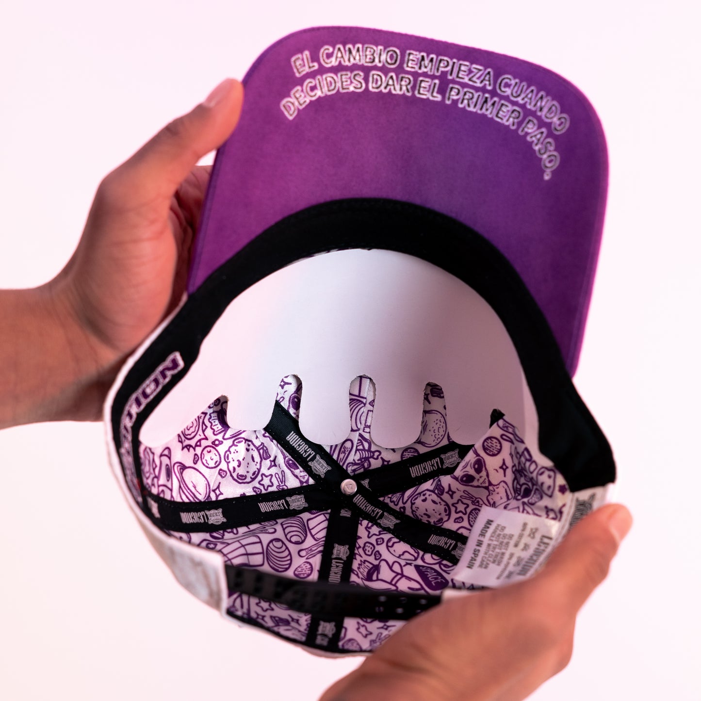 SNAPBACK.4 purple white