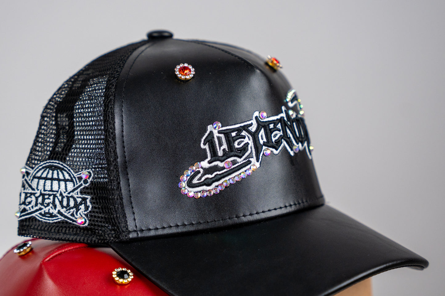 SNAPBACK.3 BLACK CURVED