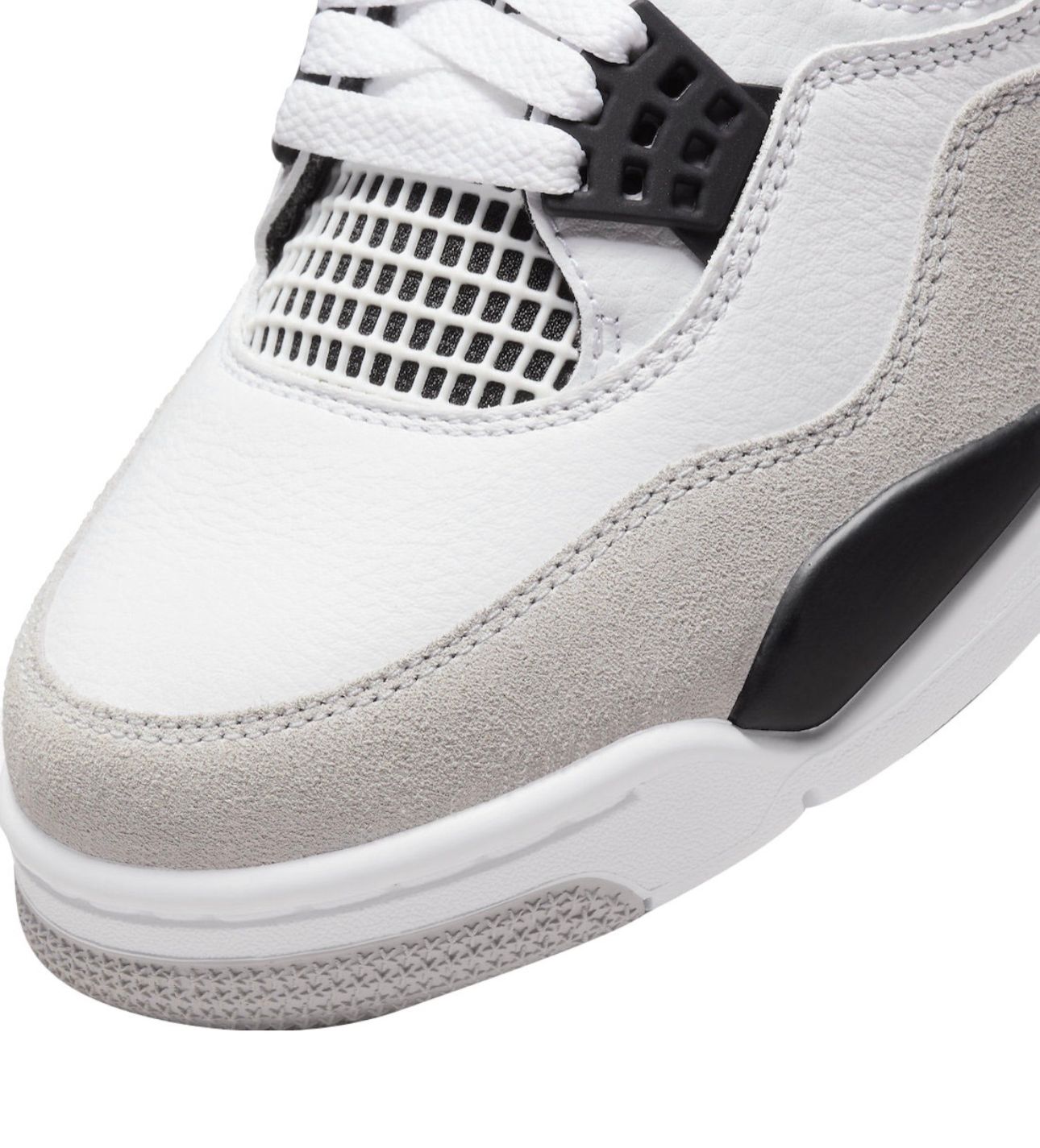 AIR JORDAN 4 MILITARY BLACK