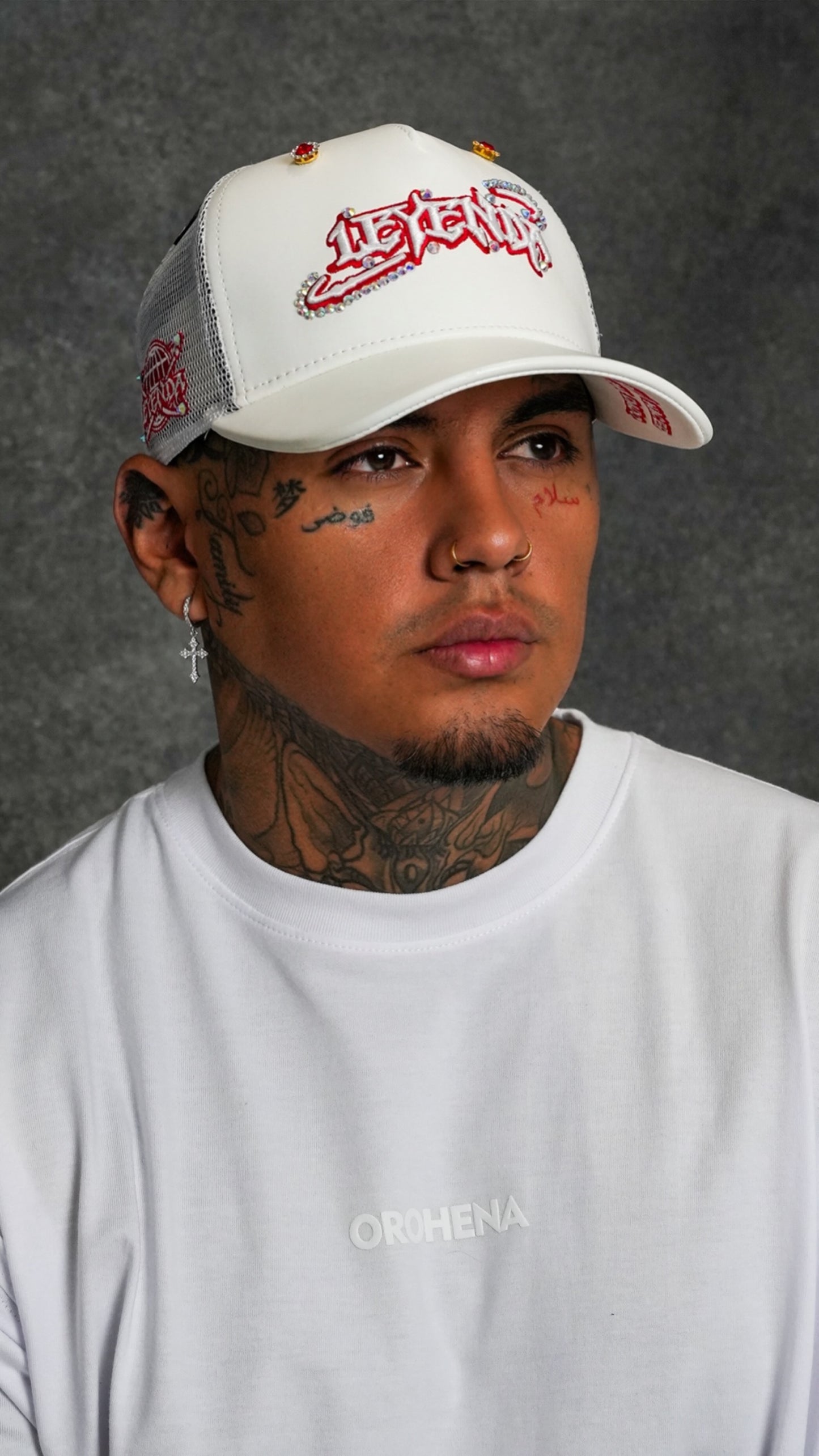 SNAPBACK.3 WHITE RED