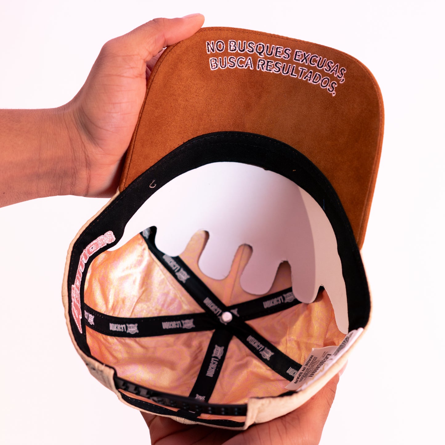 SNAPBACK.4 brown pink