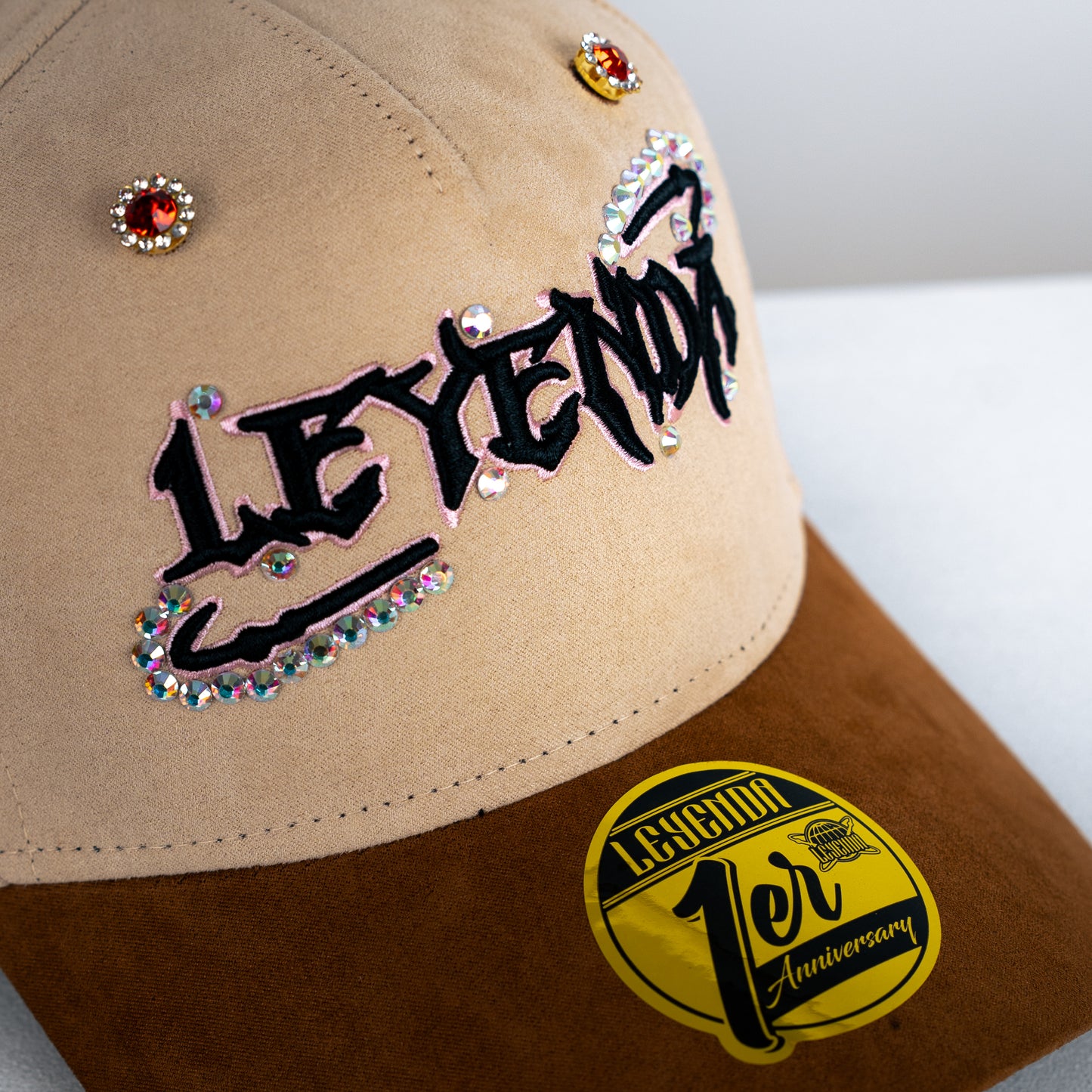 SNAPBACK.4 brown pink