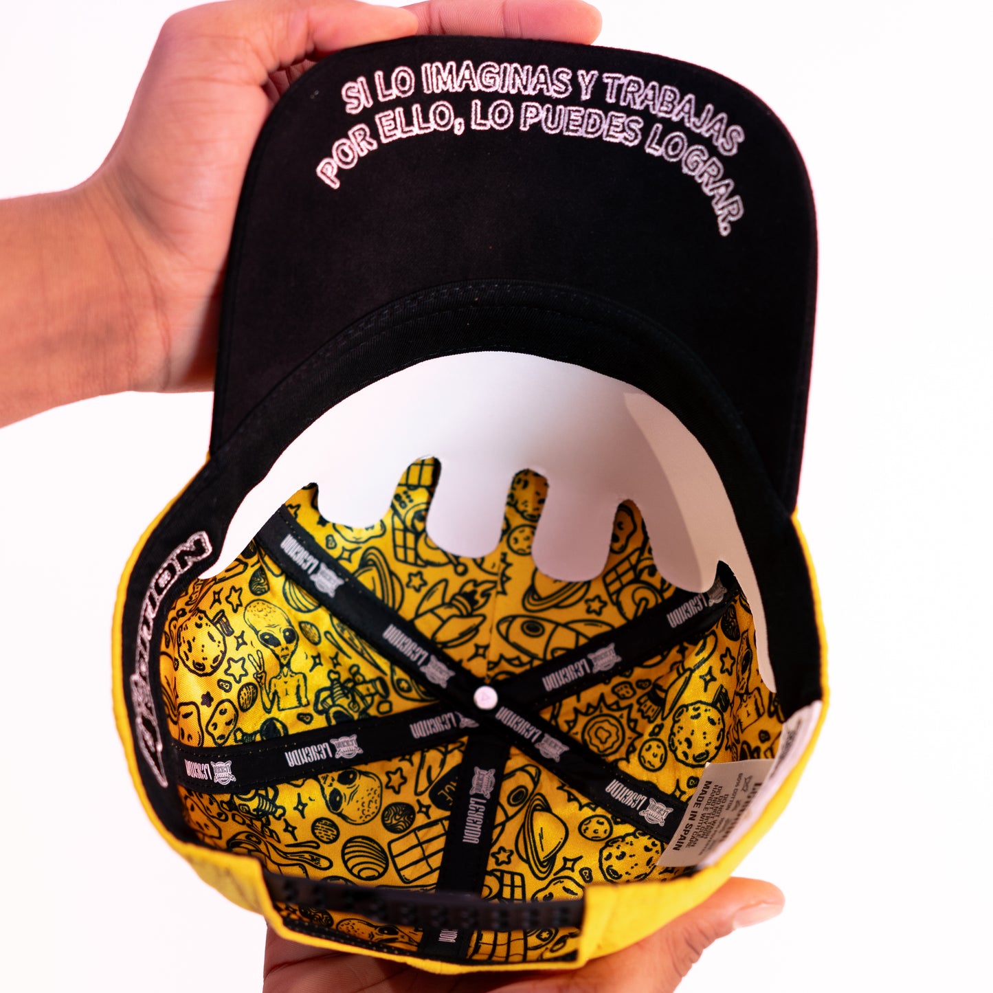 SNAPBACK.4 Yellow black