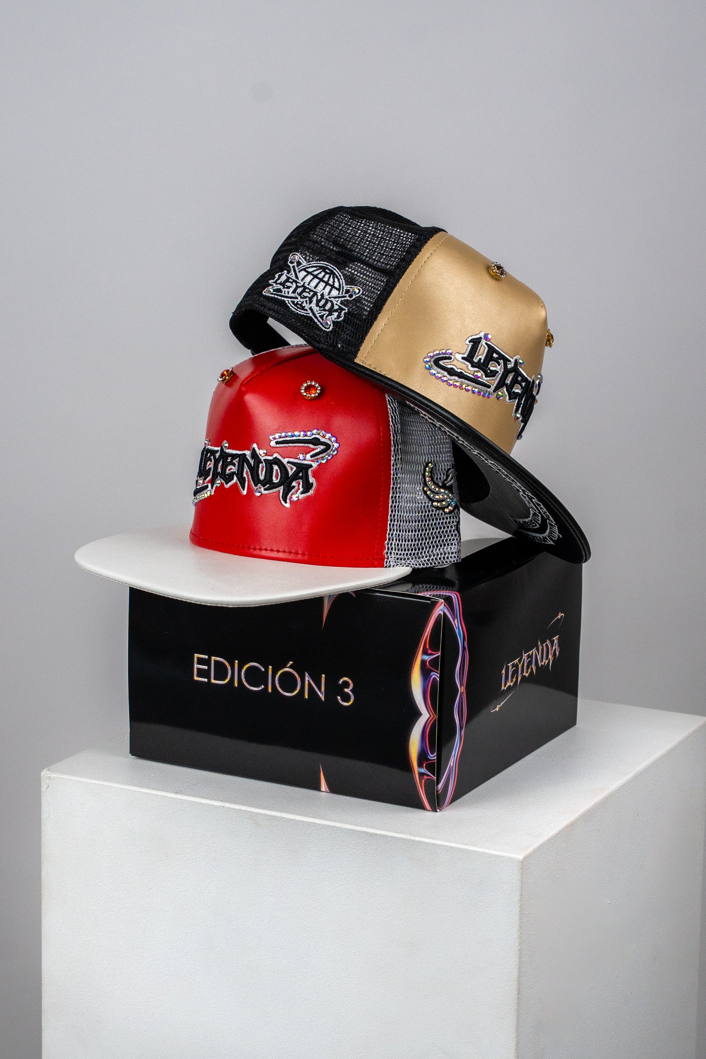 SNAPBACK.3 GOLD FLAT