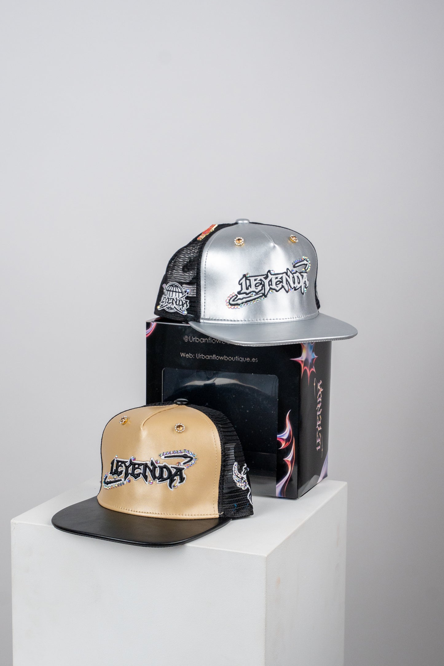 SNAPBACK.3 SILVER FLAT