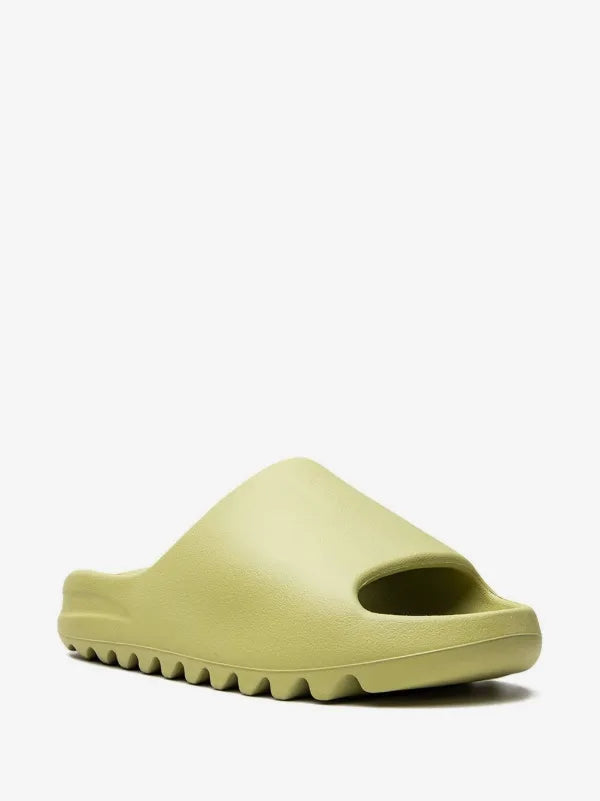 YEZZY SLIDES RESIN 2022
